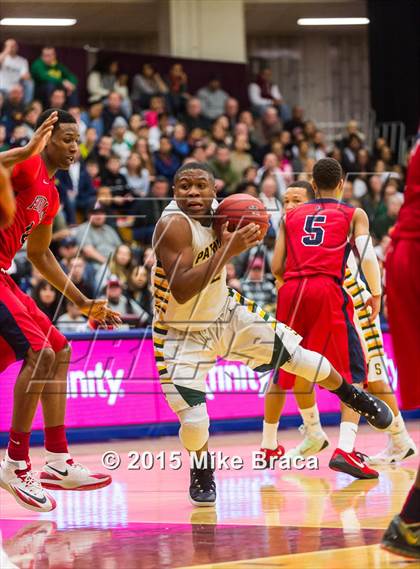 Thumbnail 2 in Findlay Prep vs. Stevenson (Spalding HoopHall Classic) photogallery.