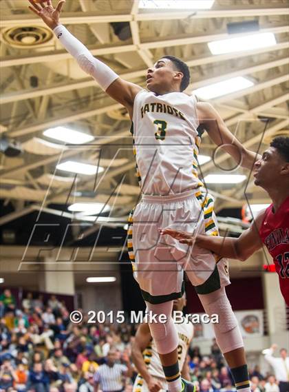 Thumbnail 1 in Findlay Prep vs. Stevenson (Spalding HoopHall Classic) photogallery.