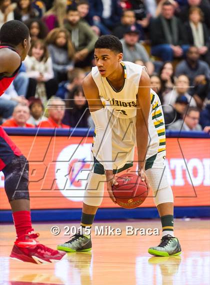 Thumbnail 2 in Findlay Prep vs. Stevenson (Spalding HoopHall Classic) photogallery.