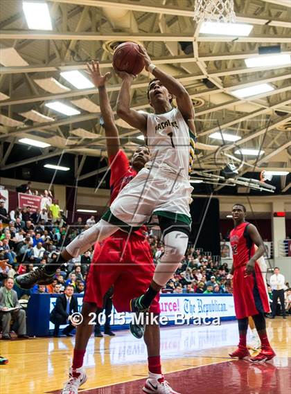 Thumbnail 3 in Findlay Prep vs. Stevenson (Spalding HoopHall Classic) photogallery.
