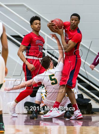 Thumbnail 2 in Findlay Prep vs. Stevenson (Spalding HoopHall Classic) photogallery.