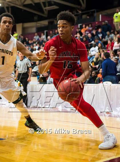 Thumbnail 3 in Findlay Prep vs. Stevenson (Spalding HoopHall Classic) photogallery.