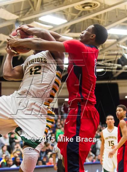 Thumbnail 1 in Findlay Prep vs. Stevenson (Spalding HoopHall Classic) photogallery.