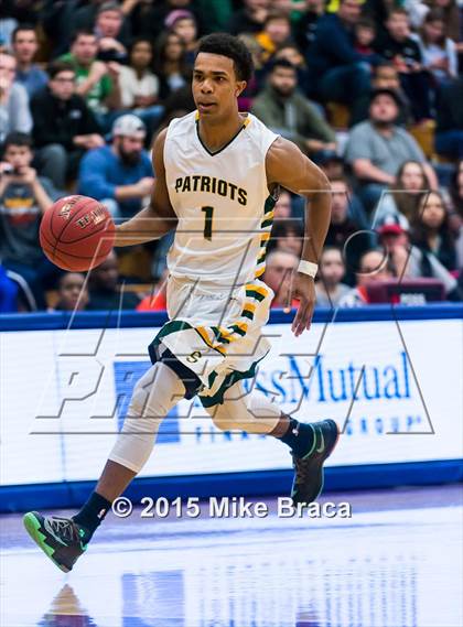 Thumbnail 2 in Findlay Prep vs. Stevenson (Spalding HoopHall Classic) photogallery.