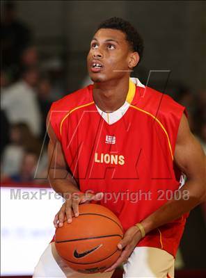 Thumbnail 2 in Fairfax vs. St. Patrick (Nike Extravaganza) photogallery.