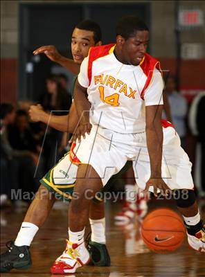 Thumbnail 2 in Fairfax vs. St. Patrick (Nike Extravaganza) photogallery.