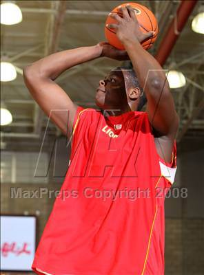 Thumbnail 2 in Fairfax vs. St. Patrick (Nike Extravaganza) photogallery.