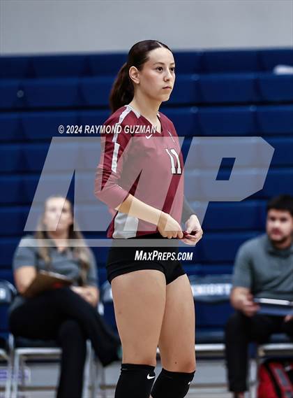 Thumbnail 2 in Torres @ Bullard photogallery.