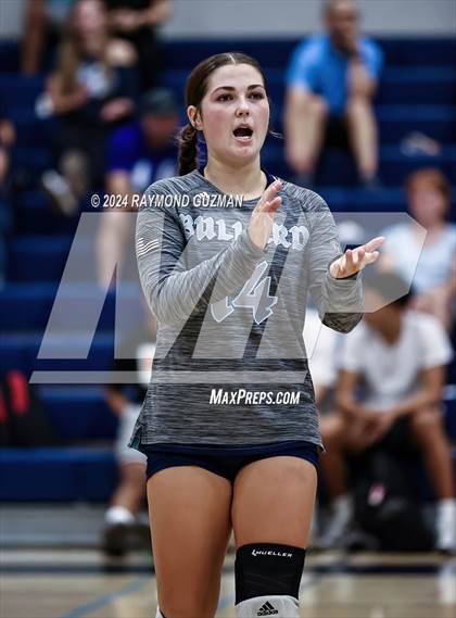 Thumbnail 1 in Torres @ Bullard photogallery.