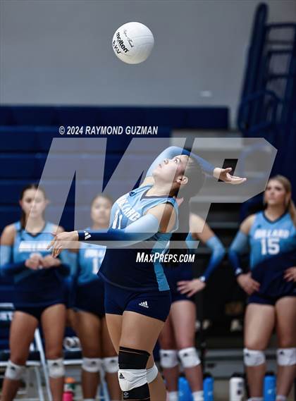 Thumbnail 2 in Torres @ Bullard photogallery.