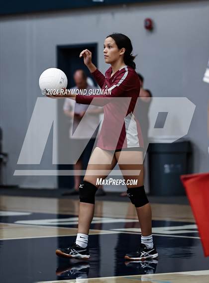 Thumbnail 1 in Torres @ Bullard photogallery.