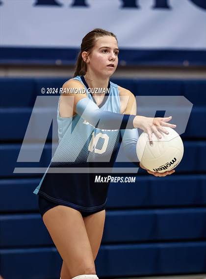 Thumbnail 3 in Torres @ Bullard photogallery.