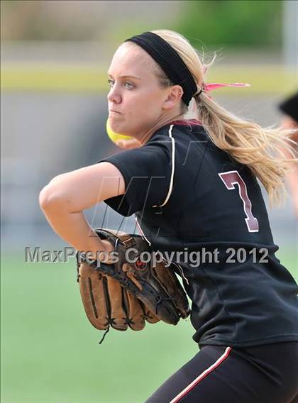 Thumbnail 3 in JSerra Catholic @ Orange Lutheran photogallery.