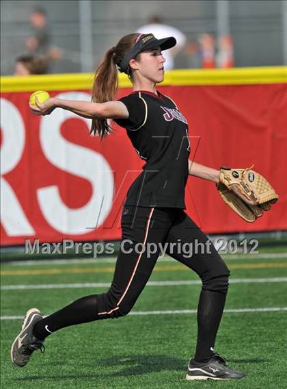 Thumbnail 1 in JSerra Catholic @ Orange Lutheran photogallery.