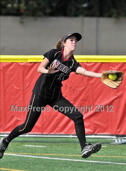 Thumbnail 3 in JSerra Catholic @ Orange Lutheran photogallery.