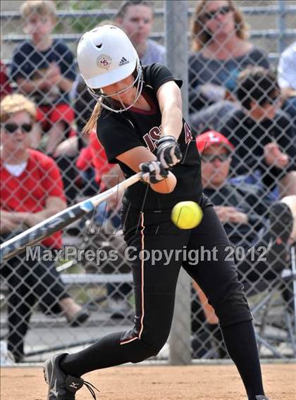 Thumbnail 3 in JSerra Catholic @ Orange Lutheran photogallery.