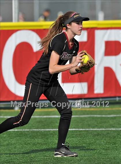Thumbnail 3 in JSerra Catholic @ Orange Lutheran photogallery.