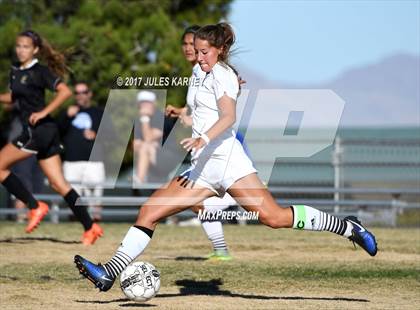 Thumbnail 3 in Palo Verde vs Faith Lutheran photogallery.