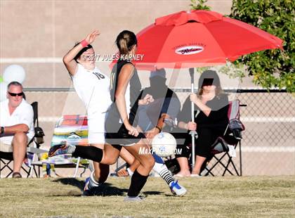 Thumbnail 3 in Palo Verde vs Faith Lutheran photogallery.