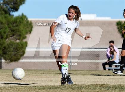 Thumbnail 3 in Palo Verde vs Faith Lutheran photogallery.