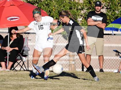 Thumbnail 3 in Palo Verde vs Faith Lutheran photogallery.