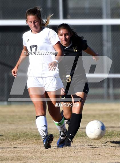 Thumbnail 3 in Palo Verde vs Faith Lutheran photogallery.