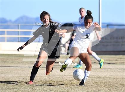 Thumbnail 3 in Palo Verde vs Faith Lutheran photogallery.