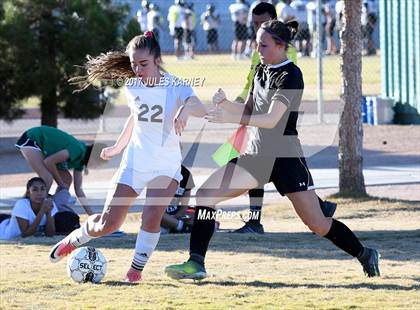 Thumbnail 3 in Palo Verde vs Faith Lutheran photogallery.