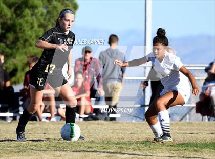 Thumbnail 3 in Palo Verde vs Faith Lutheran photogallery.