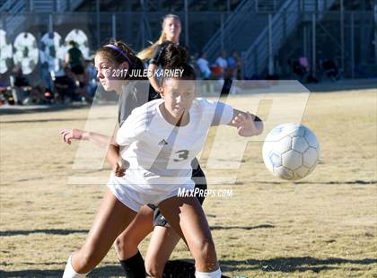 Thumbnail 3 in Palo Verde vs Faith Lutheran photogallery.