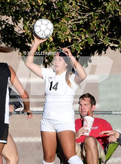 Thumbnail 2 in Palo Verde vs Faith Lutheran photogallery.