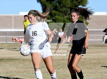 Thumbnail 3 in Palo Verde vs Faith Lutheran photogallery.