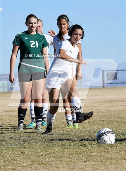 Thumbnail 2 in Palo Verde vs Faith Lutheran photogallery.
