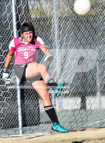 Thumbnail 2 in Palo Verde vs Faith Lutheran photogallery.