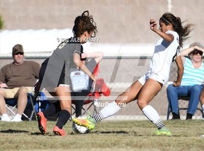 Thumbnail 2 in Palo Verde vs Faith Lutheran photogallery.