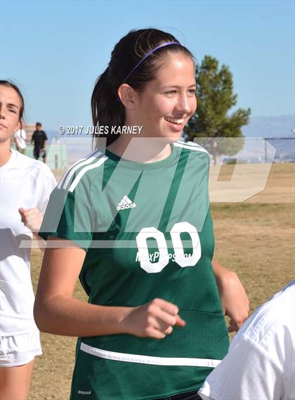 Thumbnail 3 in Palo Verde vs Faith Lutheran photogallery.