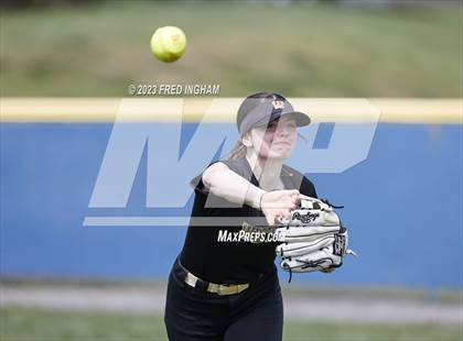 Thumbnail 1 in Westfield @ West Potomac photogallery.