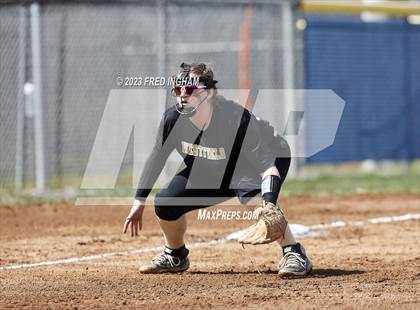 Thumbnail 3 in Westfield @ West Potomac photogallery.