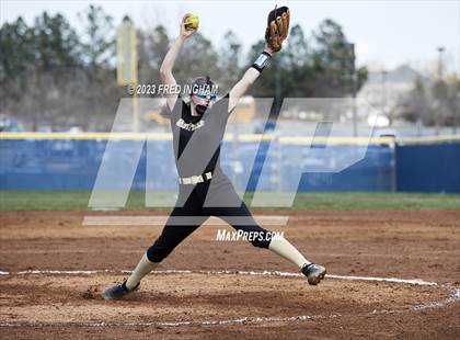 Thumbnail 3 in Westfield @ West Potomac photogallery.