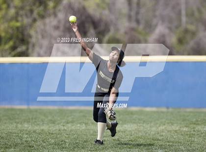 Thumbnail 2 in Westfield @ West Potomac photogallery.