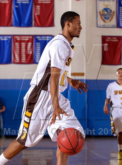 Thumbnail 3 in Thomas Jefferson vs. Pine Creek (Holiday Classic) photogallery.