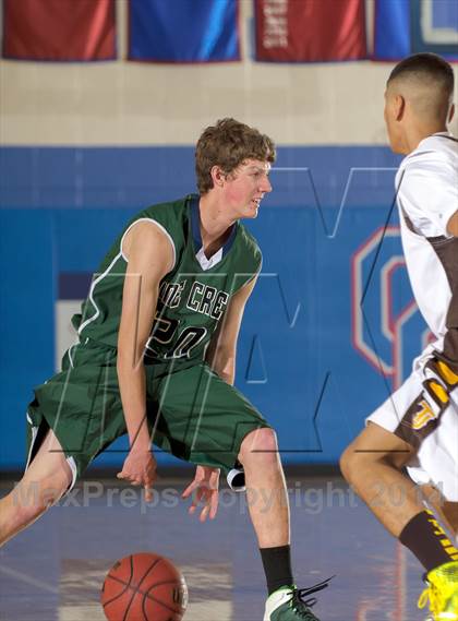 Thumbnail 1 in Thomas Jefferson vs. Pine Creek (Holiday Classic) photogallery.