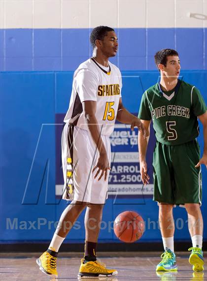 Thumbnail 3 in Thomas Jefferson vs. Pine Creek (Holiday Classic) photogallery.
