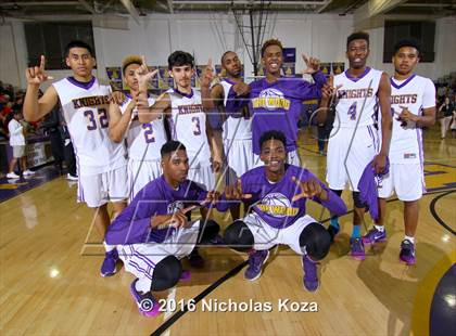 Thumbnail 1 in Whittier vs. Lynwood (CIF SS Playoffs) photogallery.