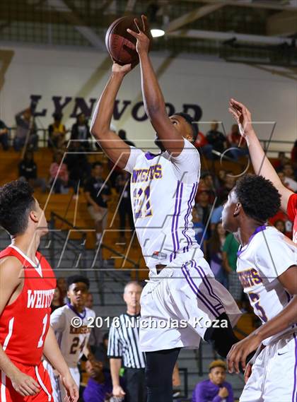 Thumbnail 2 in Whittier vs. Lynwood (CIF SS Playoffs) photogallery.