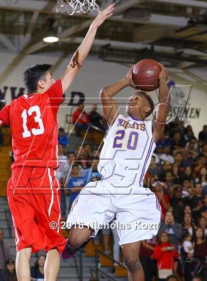 Thumbnail 1 in Whittier vs. Lynwood (CIF SS Playoffs) photogallery.