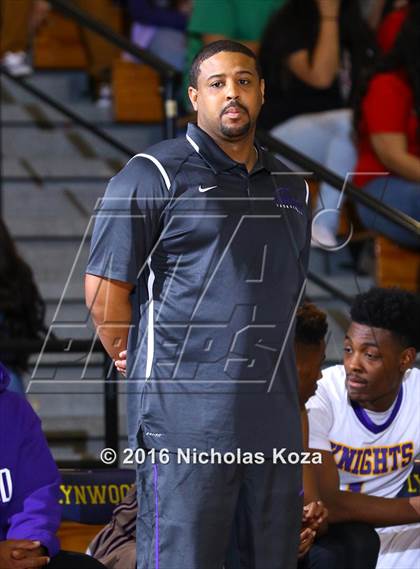 Thumbnail 2 in Whittier vs. Lynwood (CIF SS Playoffs) photogallery.