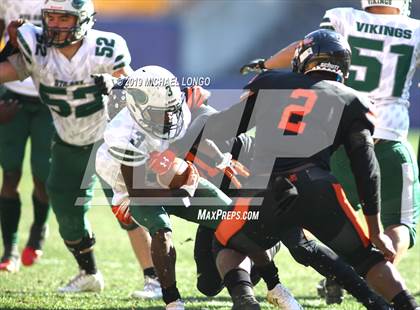 Thumbnail 1 in Clairton vs. Sto-Rox (WPIAL 1A Final) photogallery.