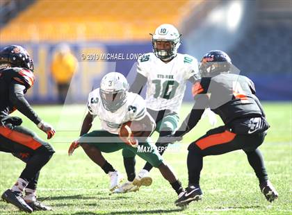 Thumbnail 3 in Clairton vs. Sto-Rox (WPIAL 1A Final) photogallery.