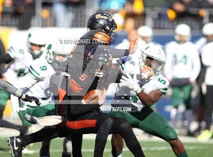 Thumbnail 2 in Clairton vs. Sto-Rox (WPIAL 1A Final) photogallery.